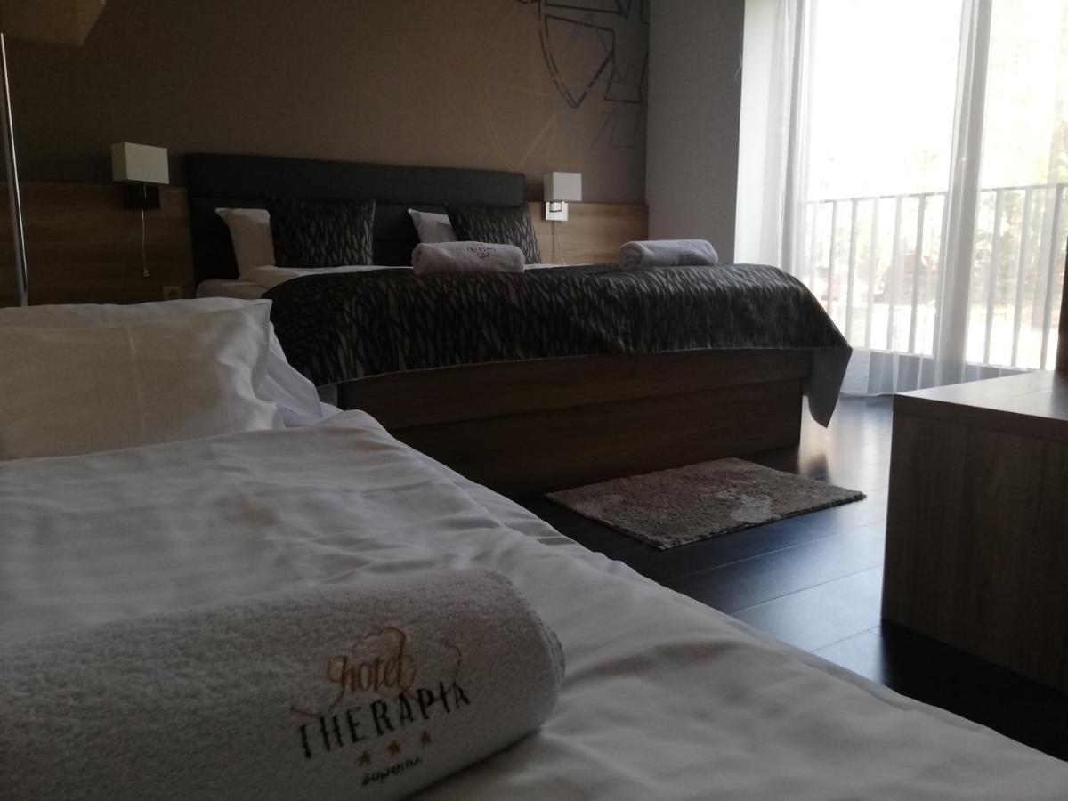 Hotel Therapia Pécs Extérieur photo
